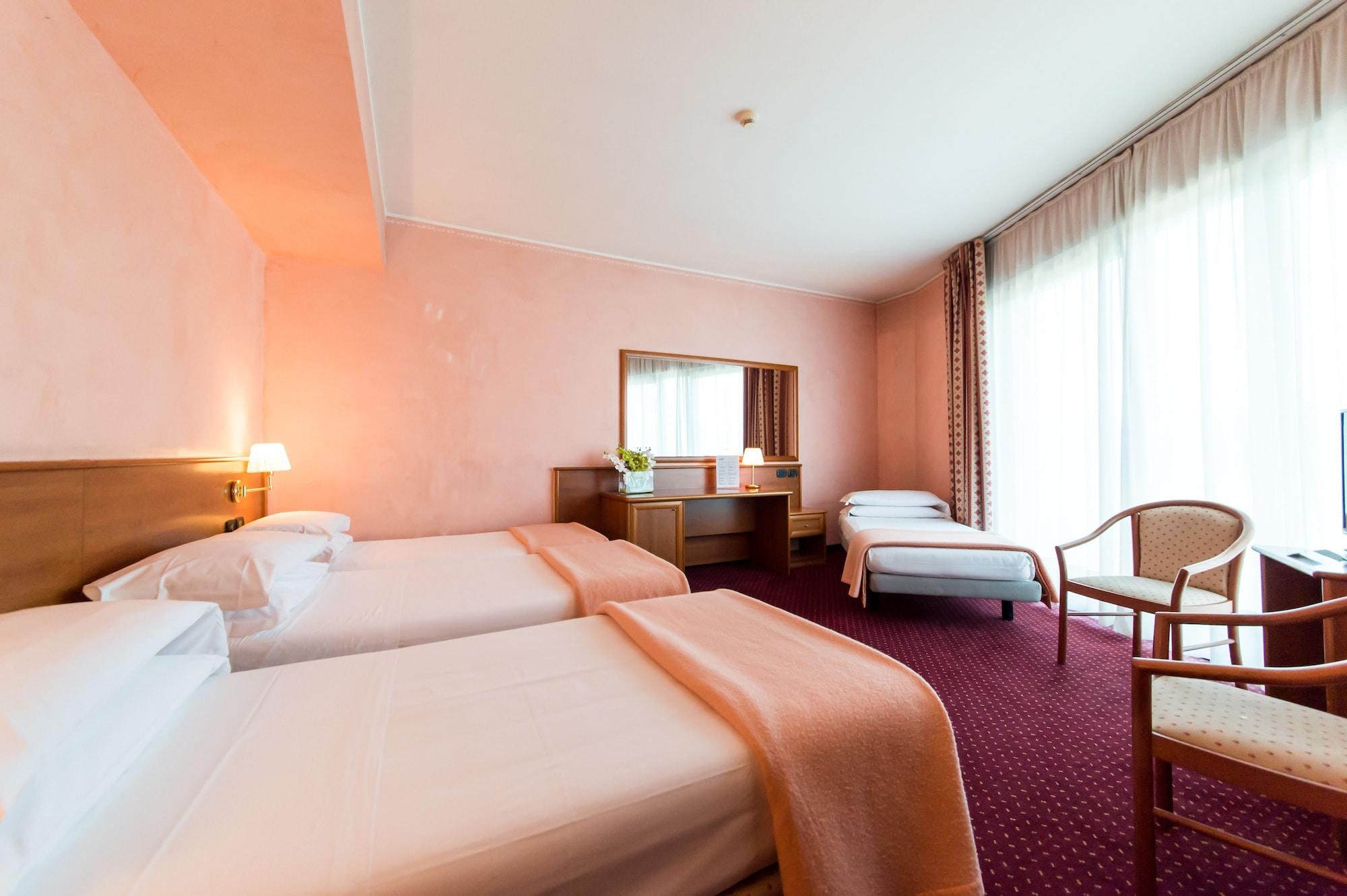 Airport Hotel Bergamo Bagnatica Esterno foto
