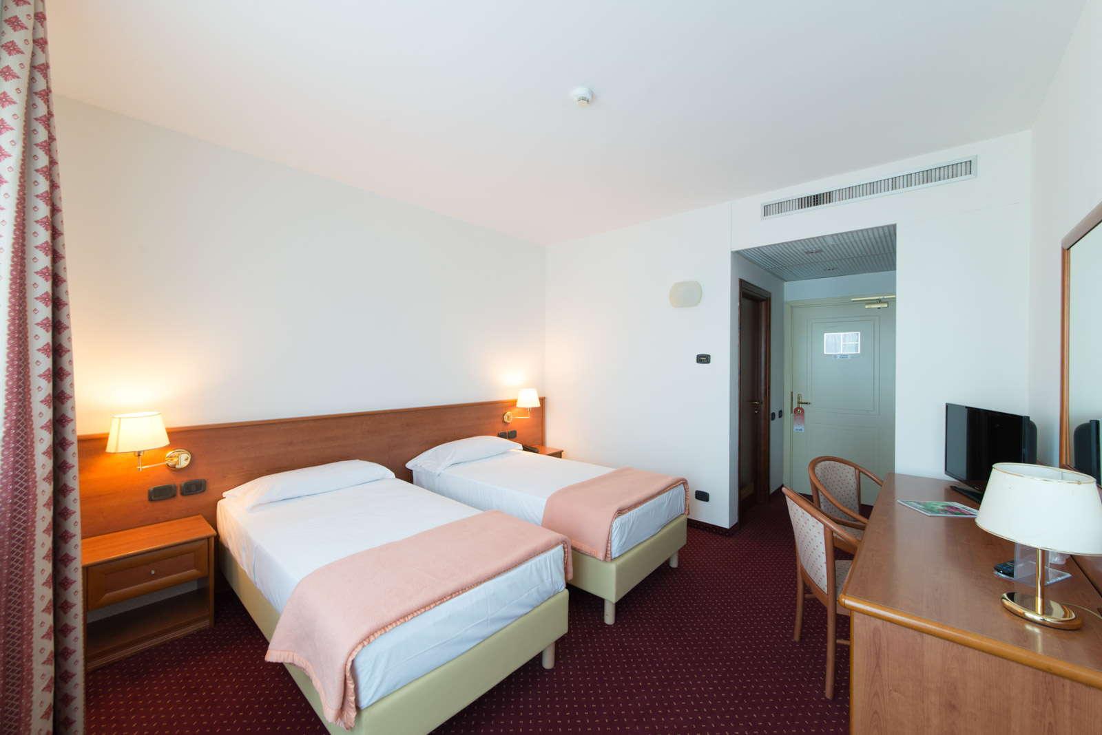 Airport Hotel Bergamo Bagnatica Esterno foto